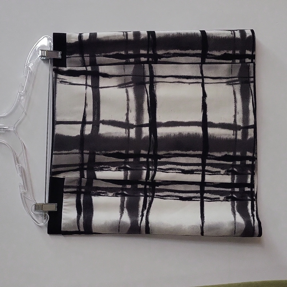 Vera Wang Straight Skirt